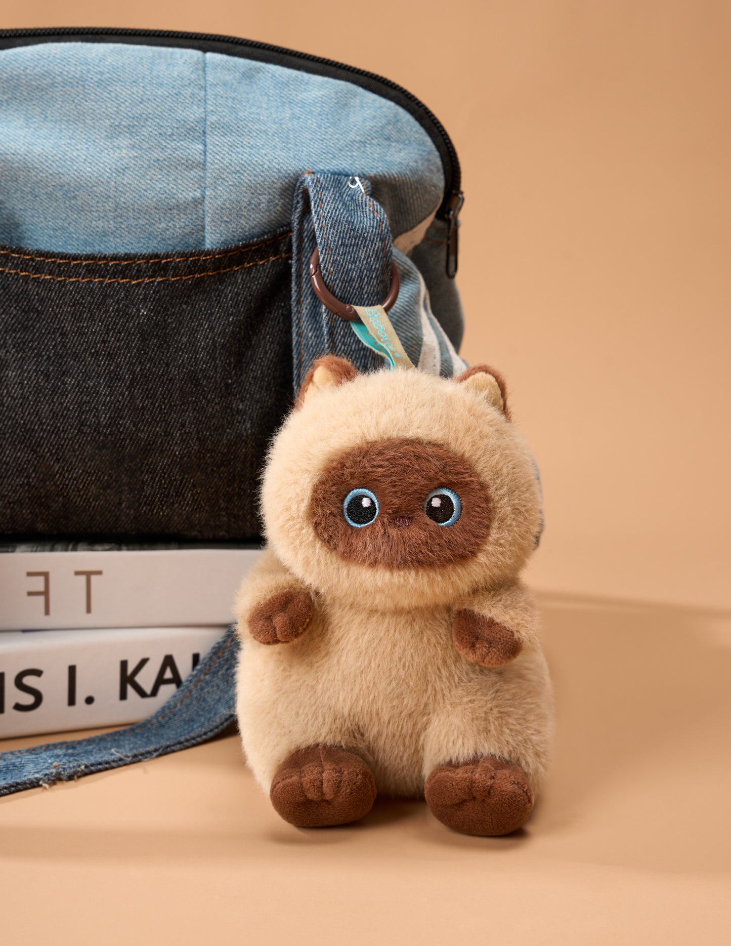 Boboboya Fluffy Plush Charm– The Ultimate Squishy Dream Companion