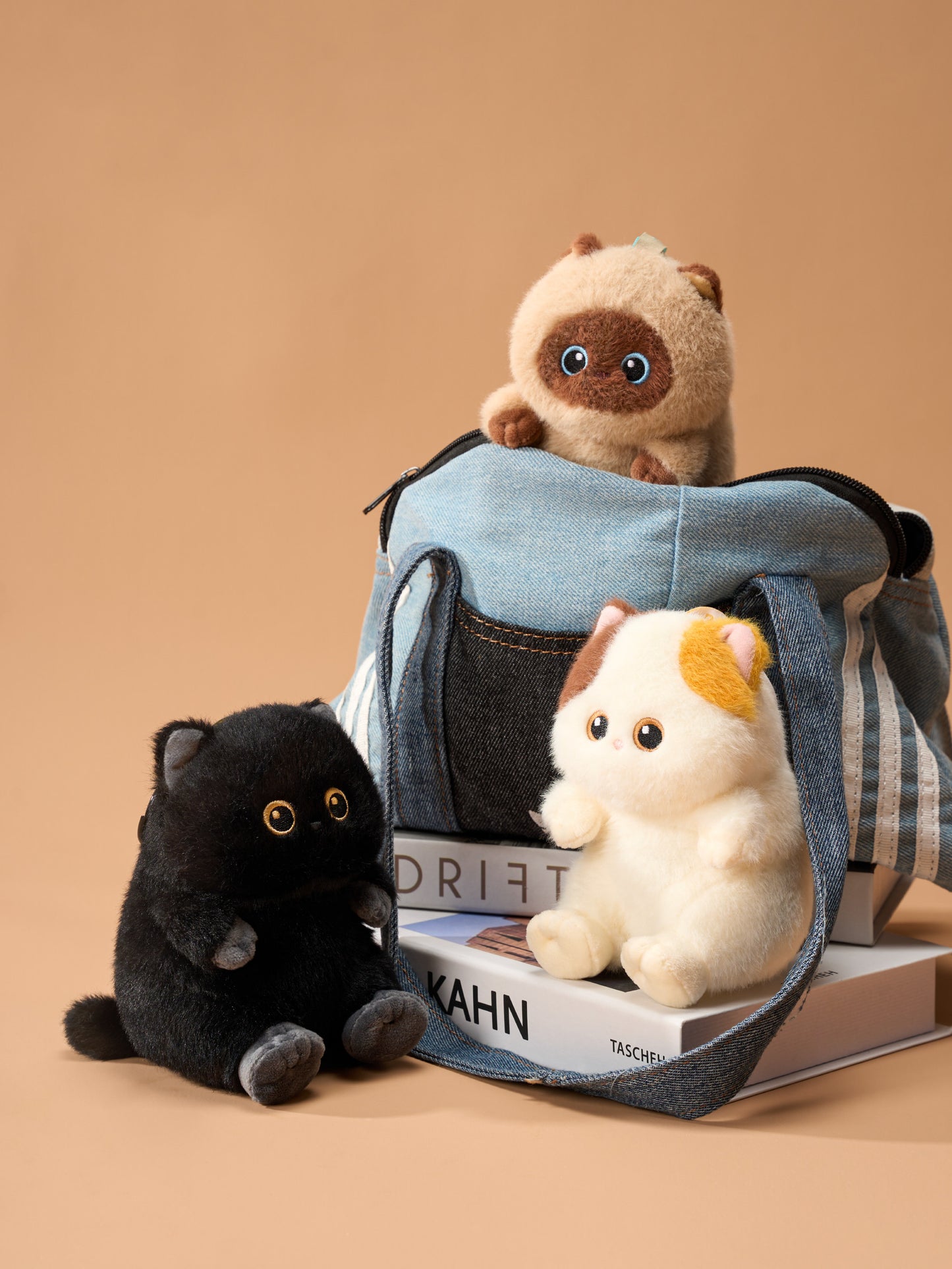 Boboboya Fluffy Plush Charm– The Ultimate Squishy Dream Companion