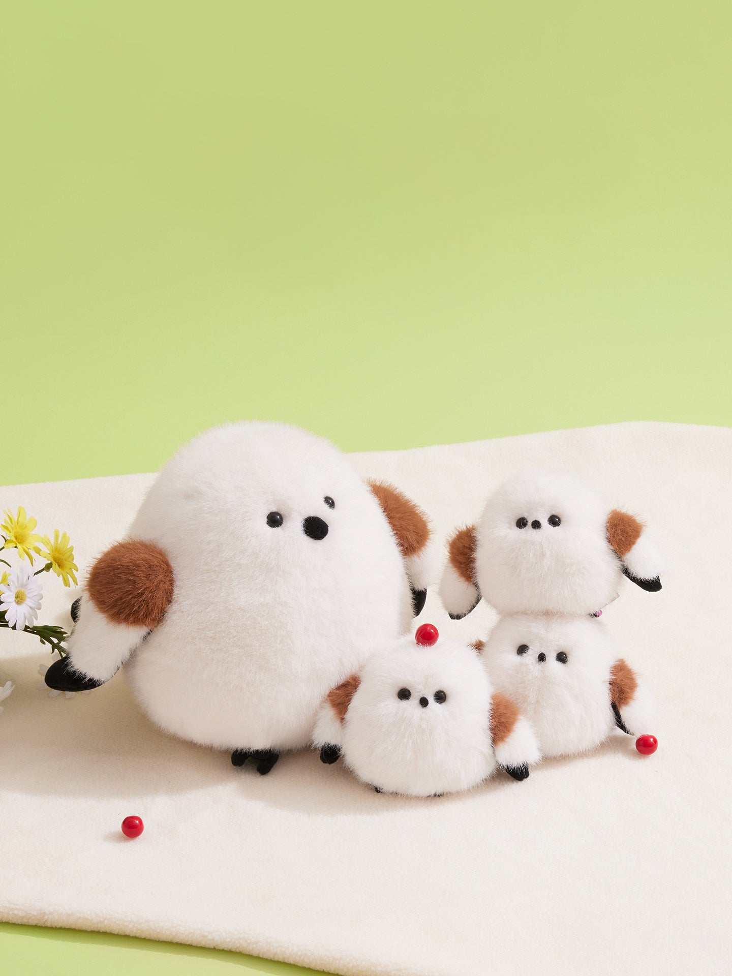 Chubby Fluffy Bird Pom-Pom Plush Charm – Pocket-Sized Kawaii Happiness