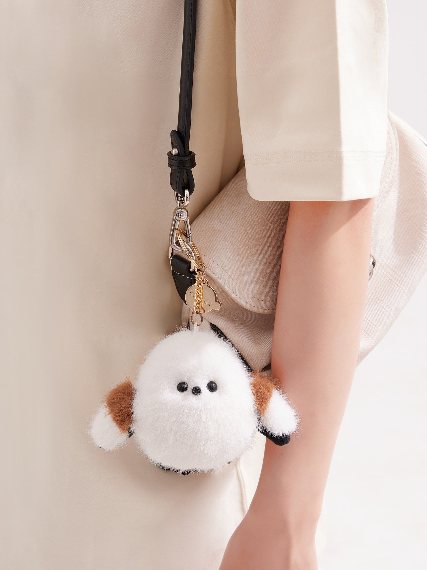 Chubby Fluffy Bird Pom-Pom Plush Charm – Pocket-Sized Kawaii Happiness