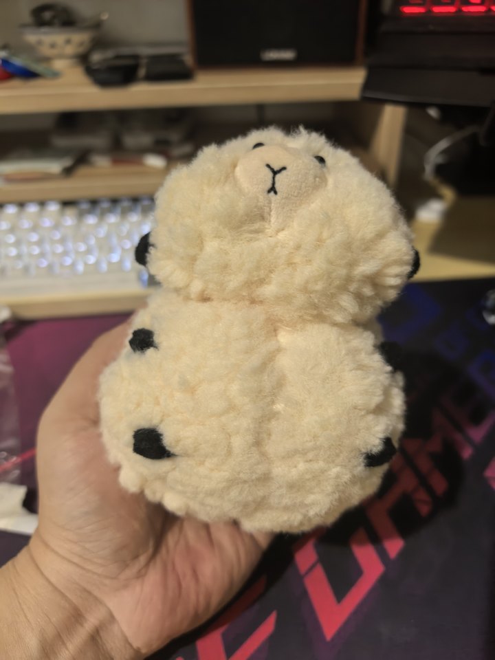 Ultra-Fluffy Chubby Sheep Pom-Pom Plush Charm – Cloud of Cuteness