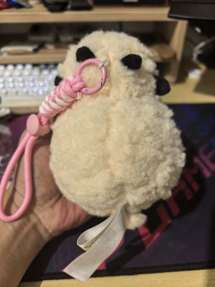 Ultra-Fluffy Chubby Sheep Pom-Pom Plush Charm – Cloud of Cuteness